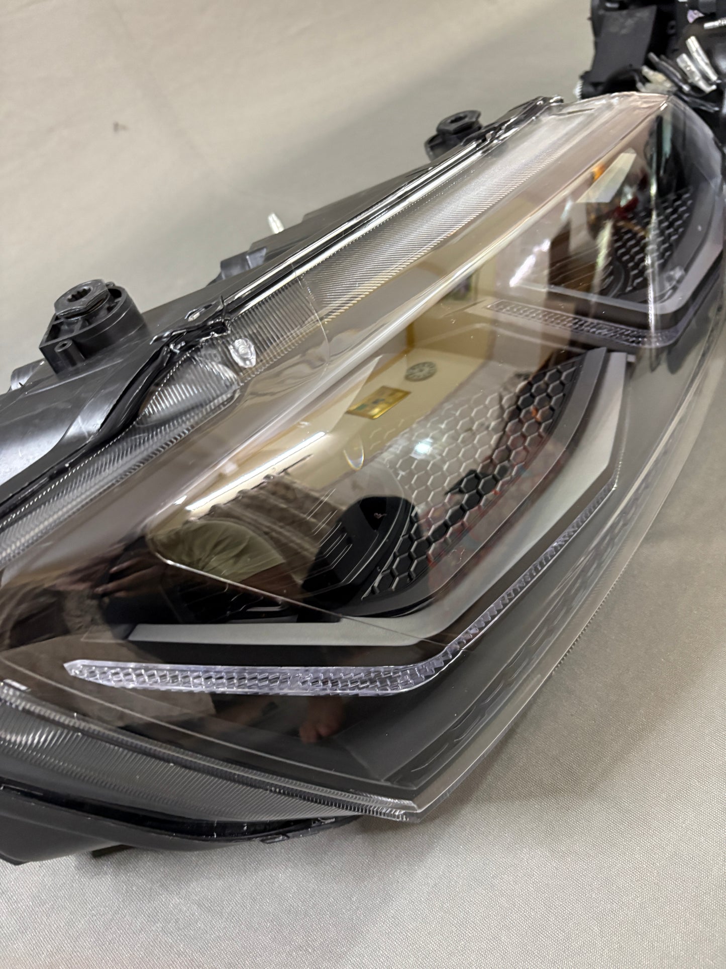 VW Jetta Golf Style LED Headlights