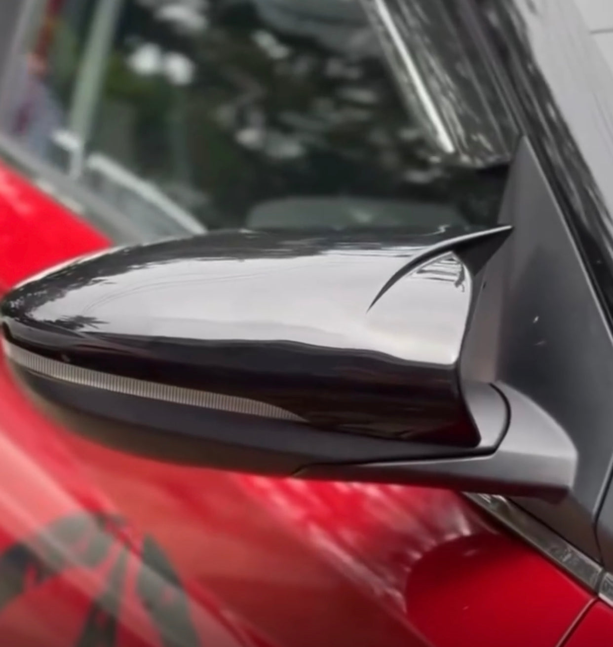 i20 20-25 batman mirror cover