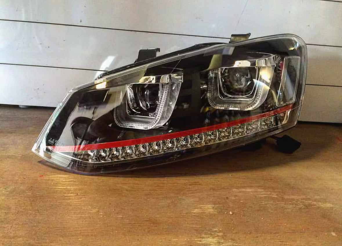 Polo UU Style Red Line Projector Headlights