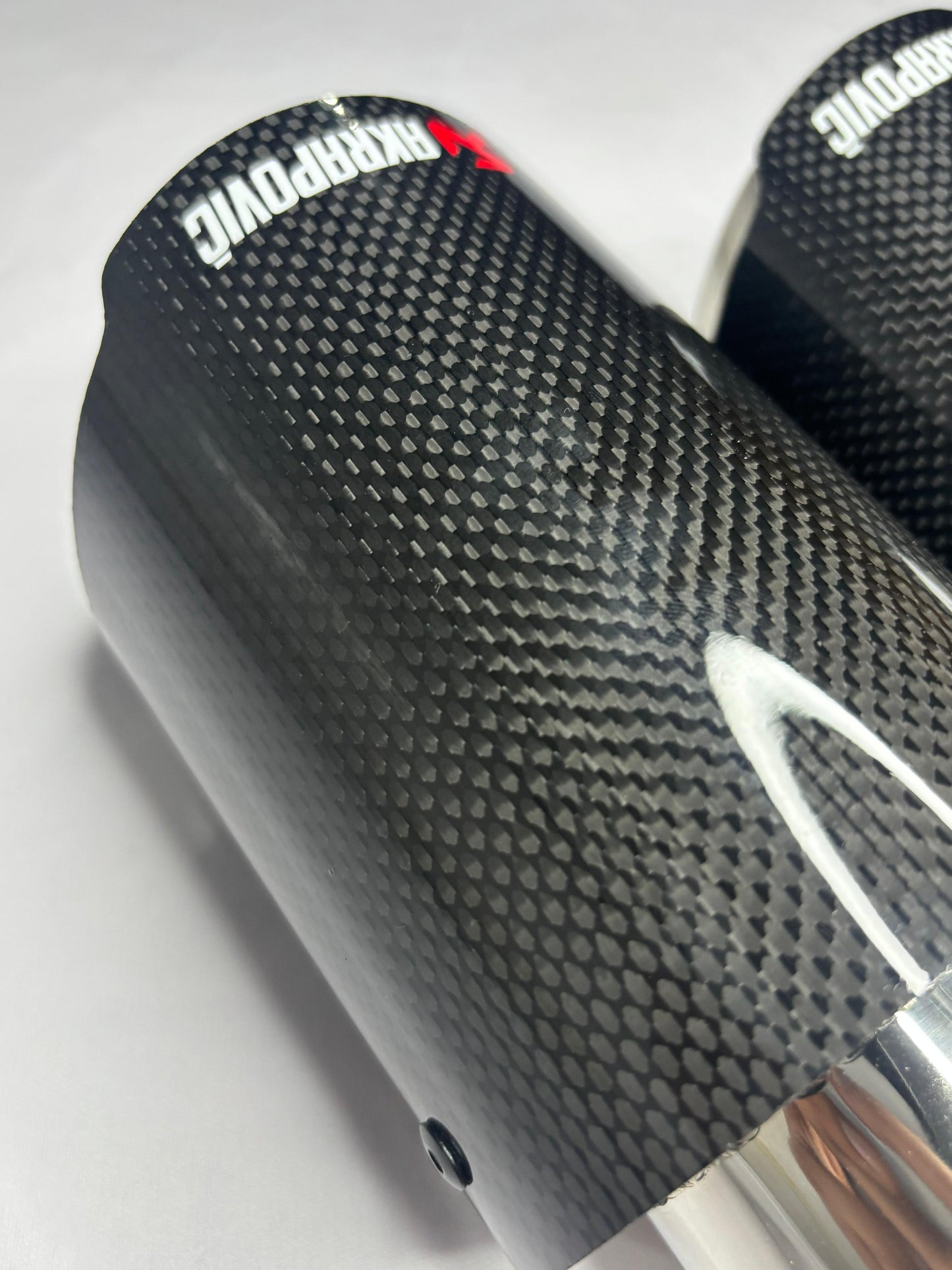 Akrapovic dual exhaust tip|Gloss Carbon fiber