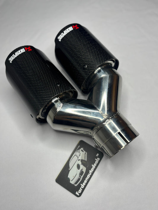 Akrapovic dual exhaust tip|Gloss Carbon fiber