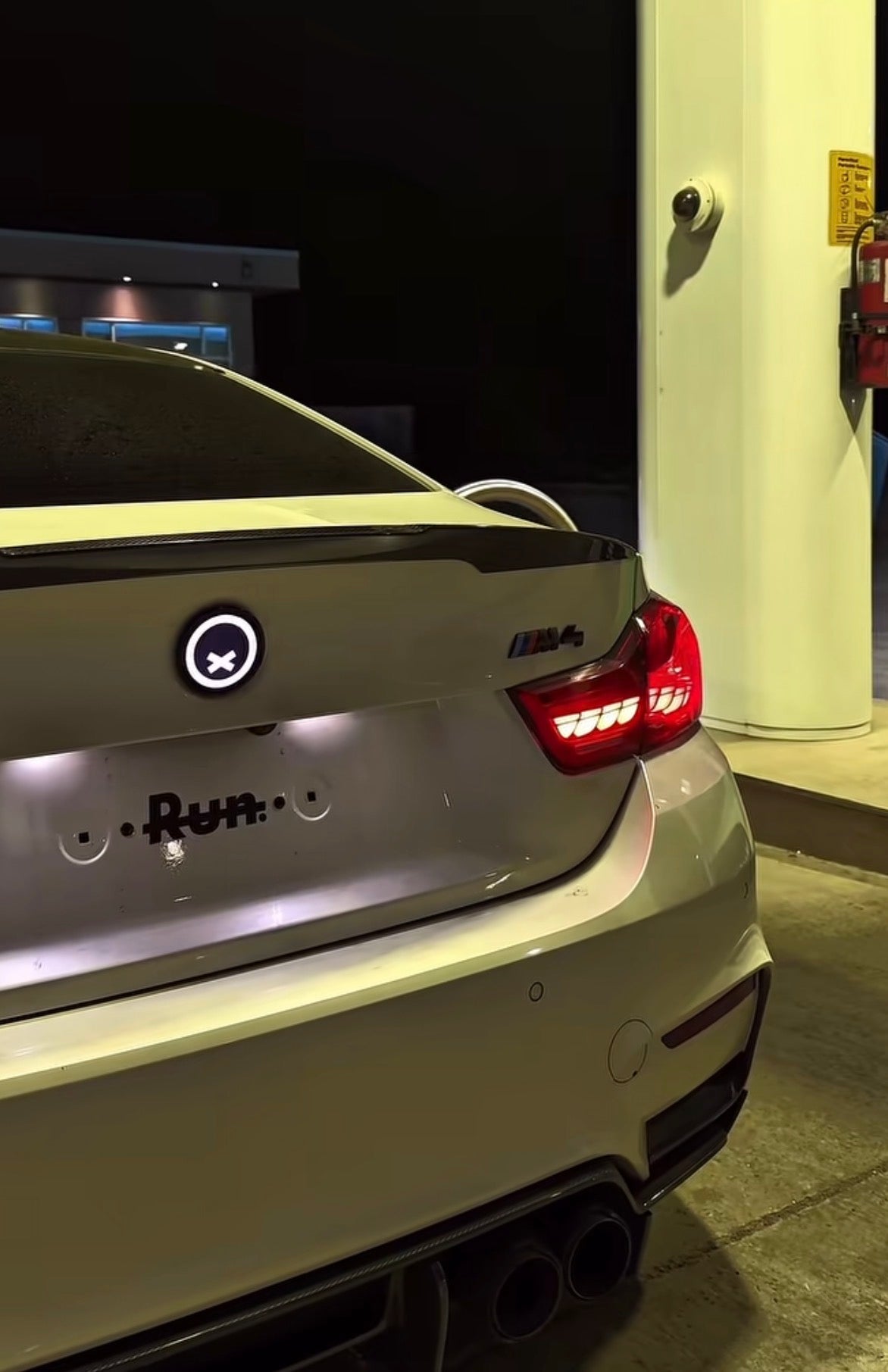 BMW DOT — THE DIGITAL EMBLEM