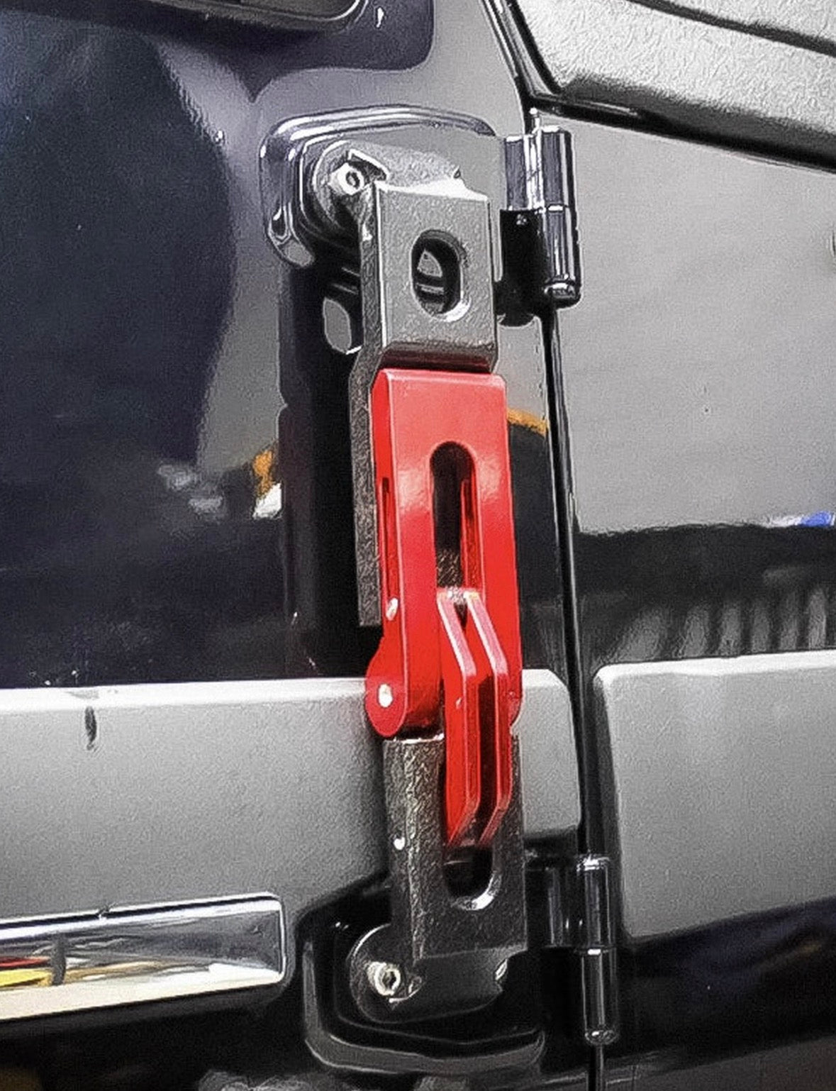 Mahindra Thar Door Hinge Step – Heavy-Duty Foldable Roof Access Step