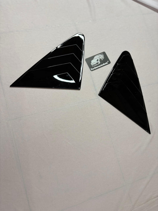 Virtus and Slavia window louvers gloss black